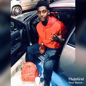 Meet your Posher, Leon